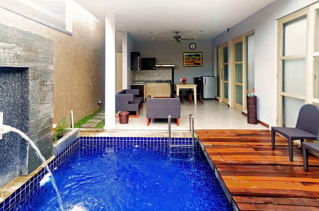 Bali Rich Villa Tuban Tuban  Chambre photo